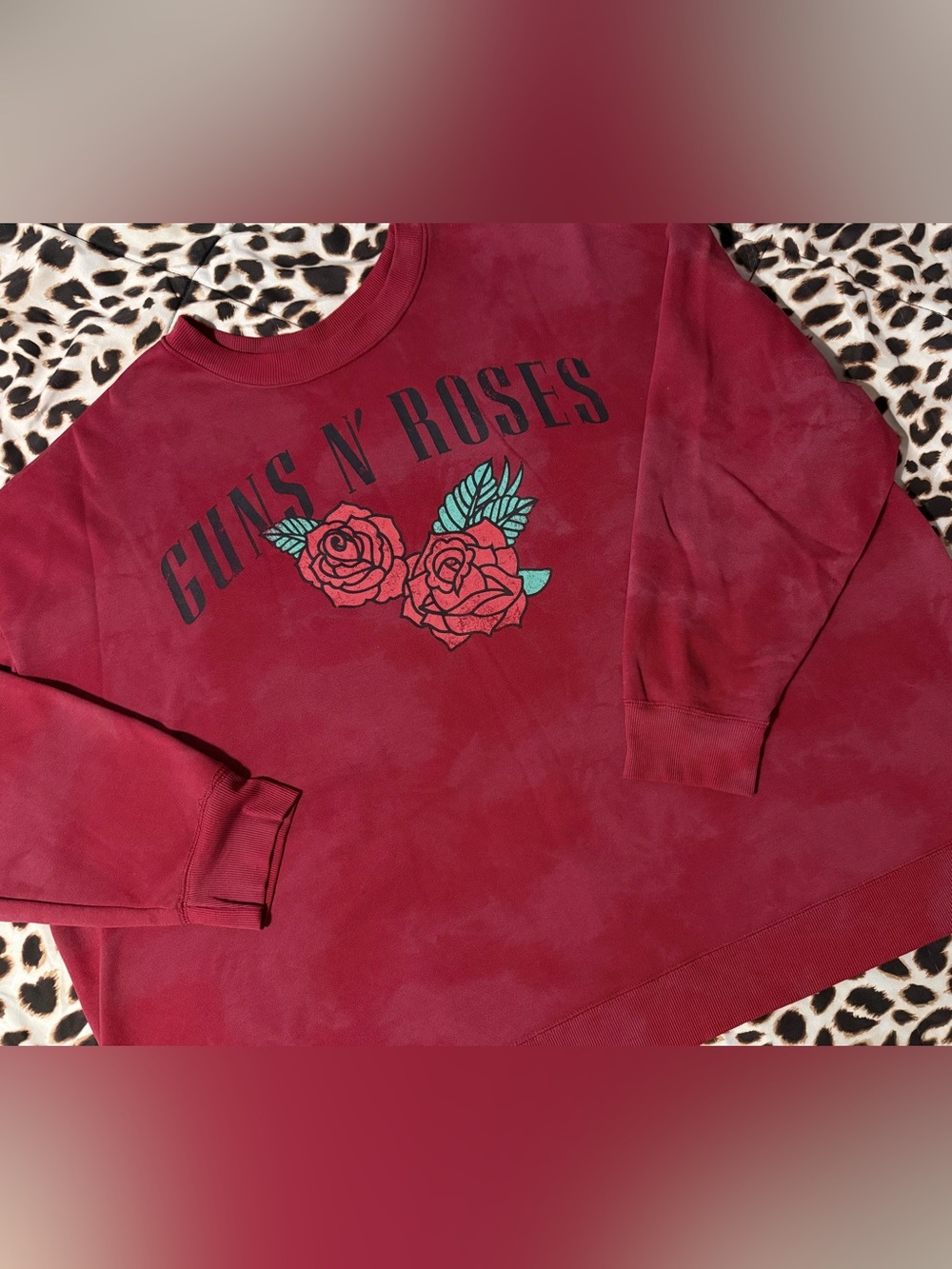 ✨Guns N’ Roses 3X Sweater✨
